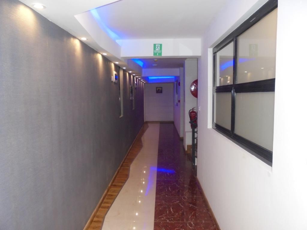 We Hotel And Suites Nairobi Exterior foto